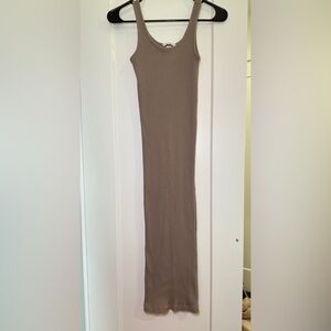 H&M Taupe Ribbed Knit Garment